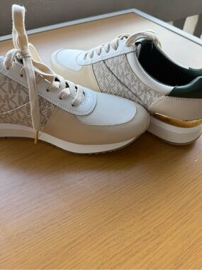Michael Kors Beige and White Logo-Patterned Sneakers with Gold Accent
